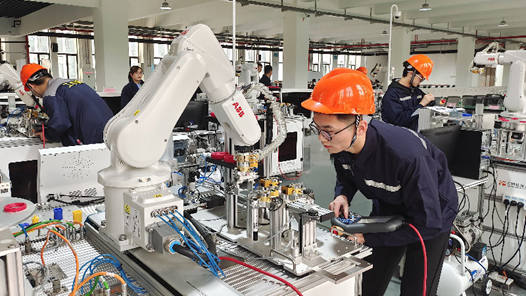 深化“产改”进行时丨端上技能“金饭碗” 站上荣誉领奖台