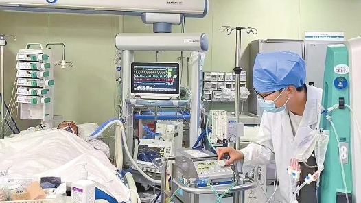 他们用温情护理病患 用专业护航生命