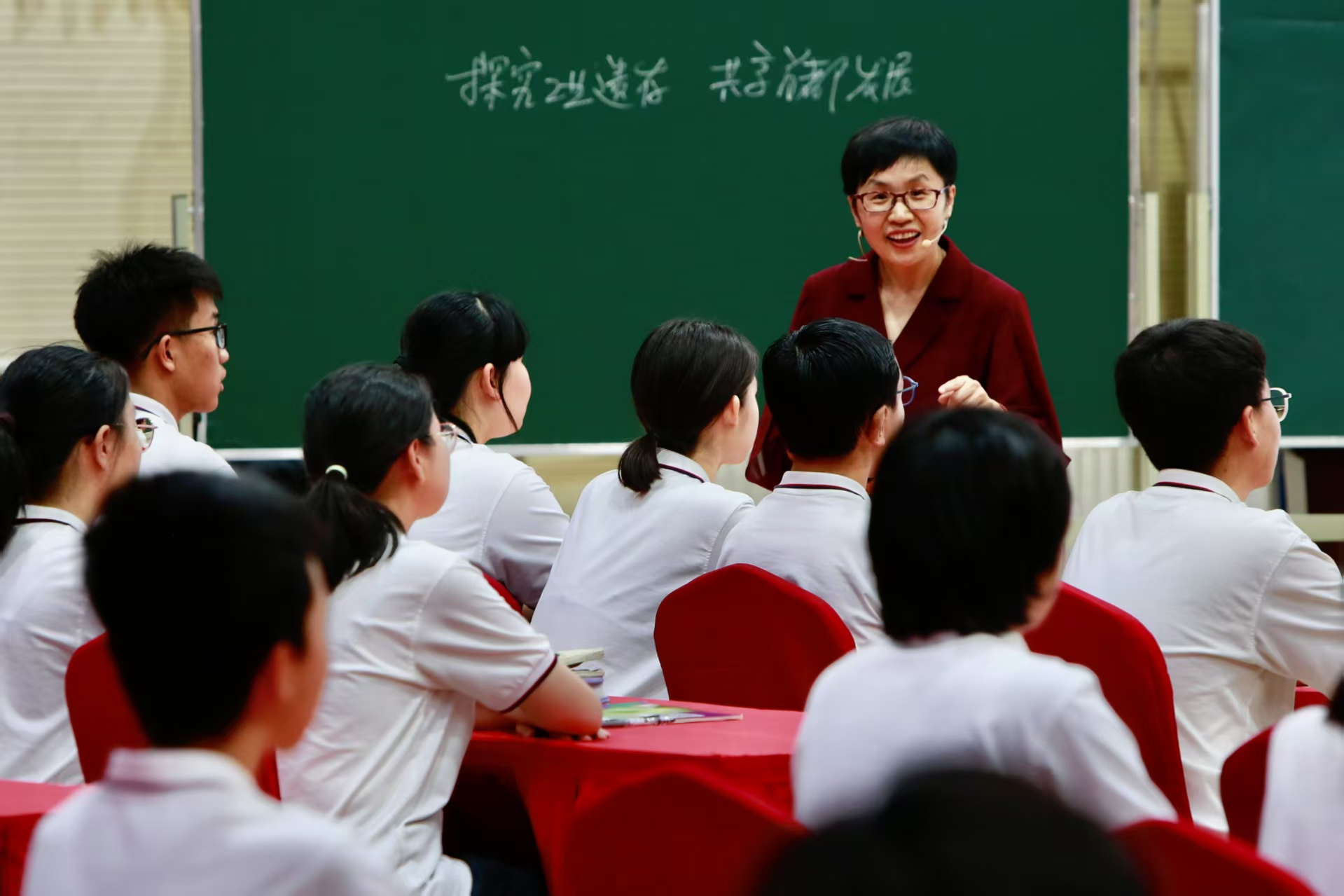 研究课发挥引领示范作用