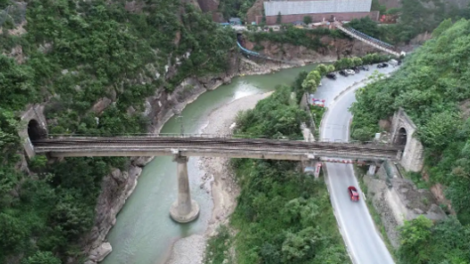 劳模风采·全国劳动模范｜曹军明：钢轨上的“追光者”