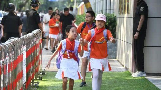 劳模风采·全国劳动模范｜滕亚杰：让每一个生命绽放光彩