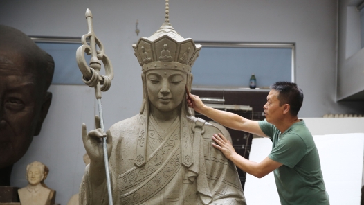 宋亚勋：在艺术道路上孜孜不倦的追求者