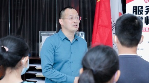 陈亮：未成年人的护航人