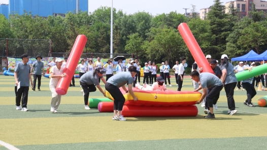 青岛市城阳区总工会2025年职工趣味运动会开赛