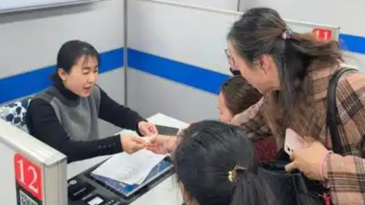 佛山市三水区提供“一站式”法律服务 让新就业形态劳动者维权“足不出园”