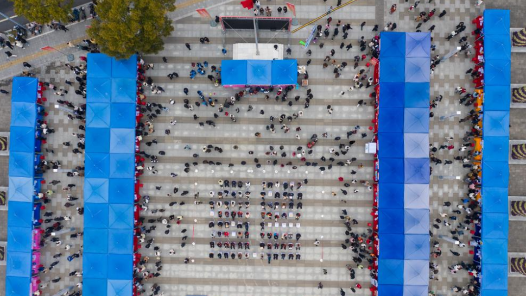 江苏省各级工会打出就业保障“组合拳”