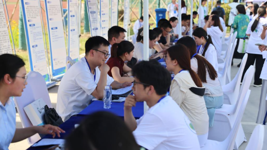 通武廊三地工会搭平台 助力百企聘英才