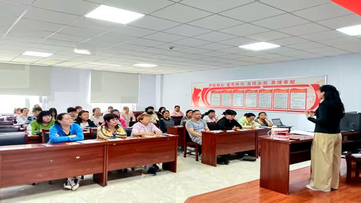 河北承德市鹰手营子矿区举办健康照护师免费培训