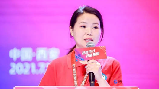 最美职工丨王荣荣：金牌家政嫂的蝶变之路