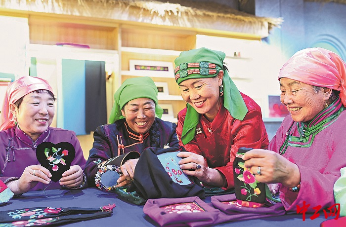 e431b6709c6bc9c34d2cb869ae9a9756