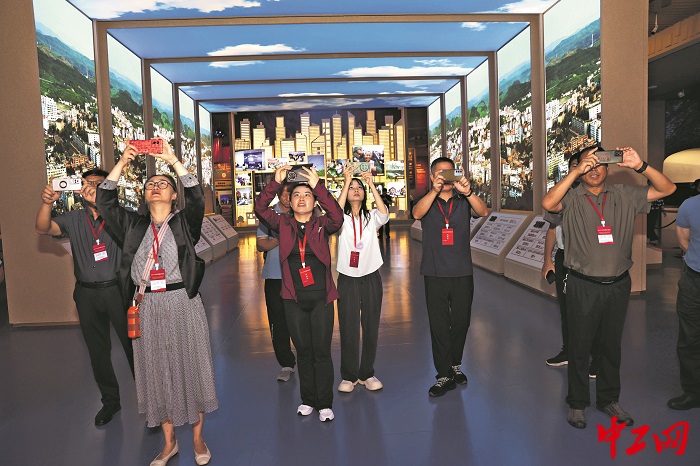 3050000_tpzz_1752218506374_b