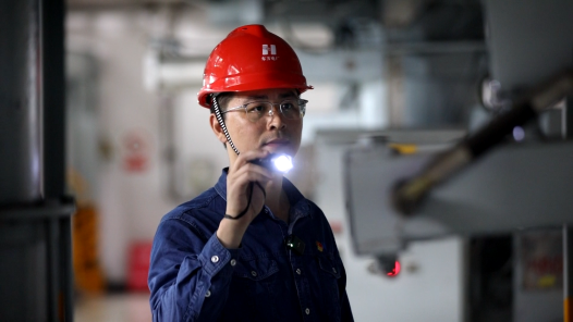 劳模故事·全国劳动模范丨刘斌：提质增效勇创新 奏响自贸港“双碳”强音