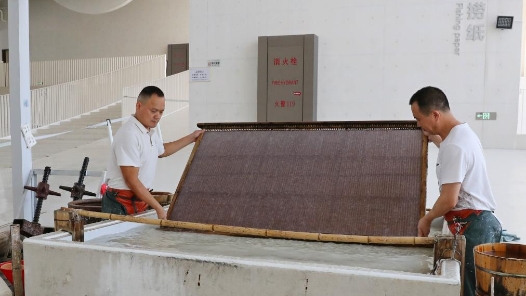 铭记历史 缅怀先烈丨一张“纸”的红色记忆与当代新篇