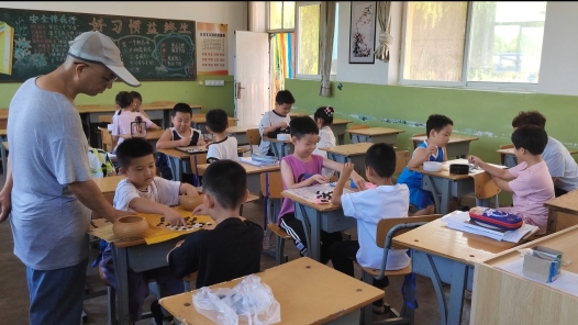 河北省卢龙县总工会组织190余名职工子女乐享“多彩暑假”