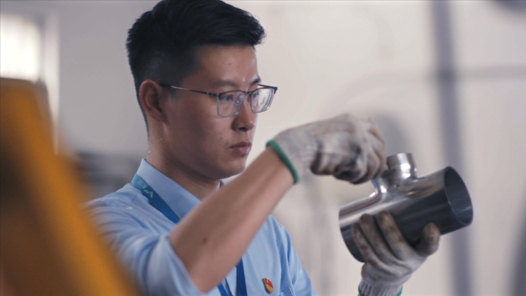 “90后”管网清道夫——让青春在“最后一公里”闪耀