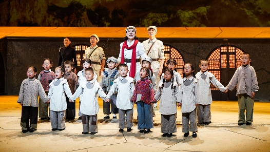 铭记历史 缅怀先烈｜陕西延安：创新表达让红色文化“活起来”