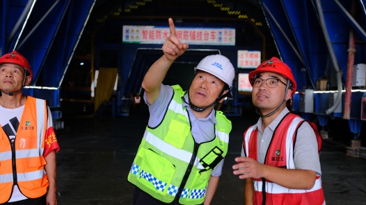 海上长城 匠心筑路