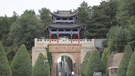 铭记历史 缅怀先烈丨回望星火燎原处 南梁奔向振兴路