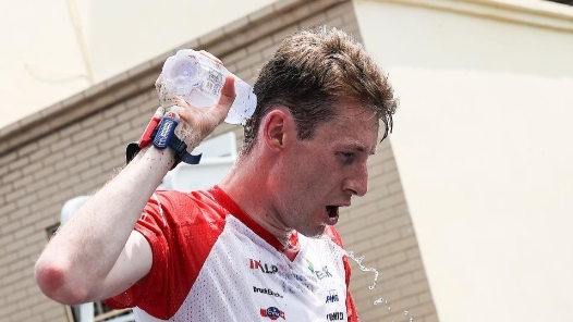 新华社快讯：瑞士徒步定向选手兰坎获成都世运会首金