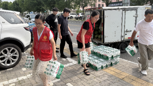 惠风护“新”清凉相伴 山东乳山市总工会关爱新就业形态劳动者
