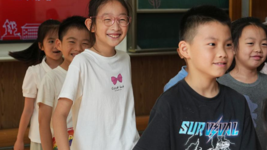 上海工会夏令营欢乐启航 150名职工子女共赴研学之约