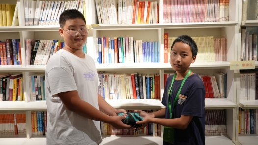 全总夏令营黑龙江省小营员拾金不昧牵起跨省友谊