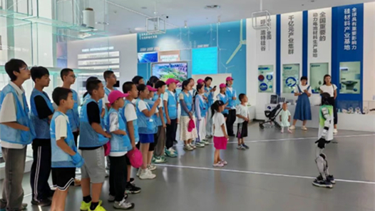 内蒙古呼和浩特市总工会夏令营活动覆盖103名新就业形态劳动者等群体子女