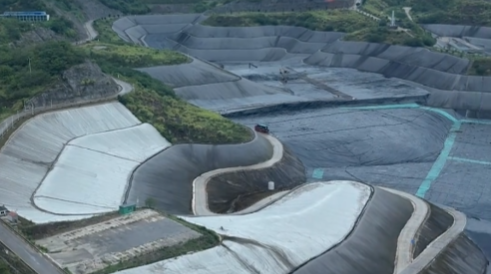 活力中国调研行丨走进新型垃圾焚烧发电厂：看海量生活垃圾如何变身电能