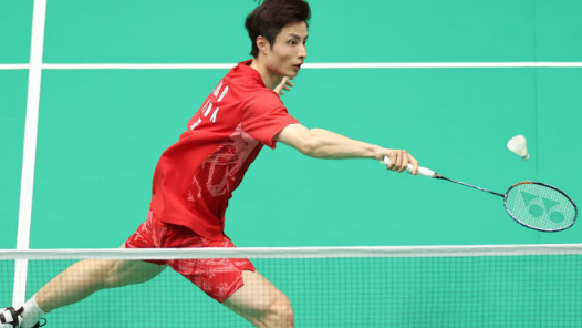 十五运会羽毛球资格赛：石宇奇逆转取胜 郑思维复出告捷