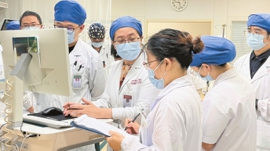 以温柔为甲，以精诚为刃