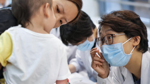 仁心映初心 躬耕奉献铸丰碑