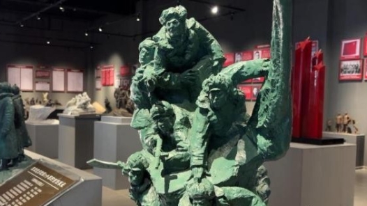 400余座雕塑定格抗联烽火岁月 东北抗联雕塑馆“民族脊梁”雕塑绘画展开展