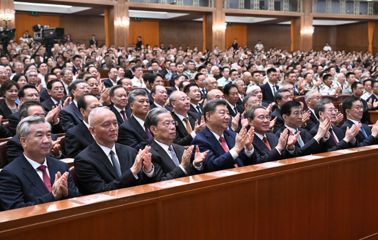 纪念中国人民抗日战争暨世界反法西斯战争胜利80周年文艺晚会《正义必胜》在京隆重举行