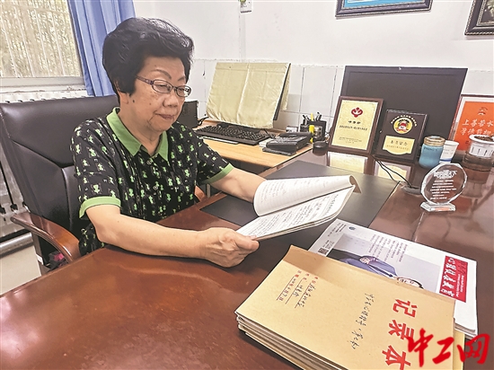 3123117_tpzz_1757051715799_b 3123117_tpzz_1757051715799_b