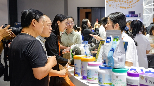 李强在政府工作报告中提出，持续深化重点领域改革