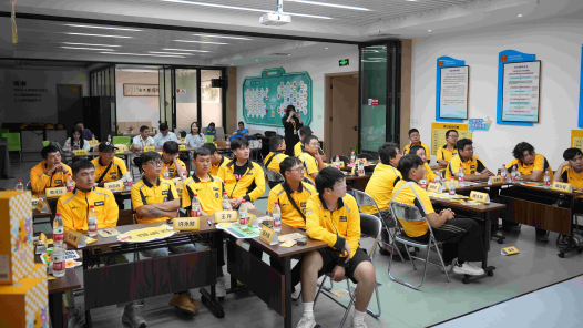 福建省福州工会为平台骑手搭建多维度成长平台