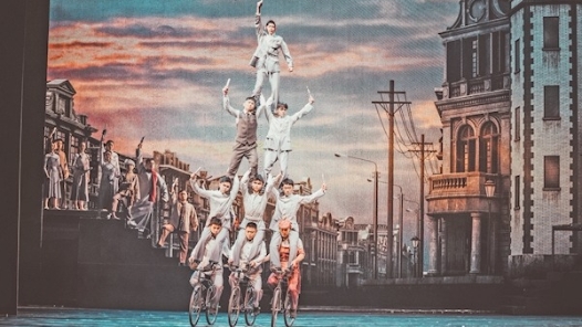 让抗战精神化作融入血脉的力量