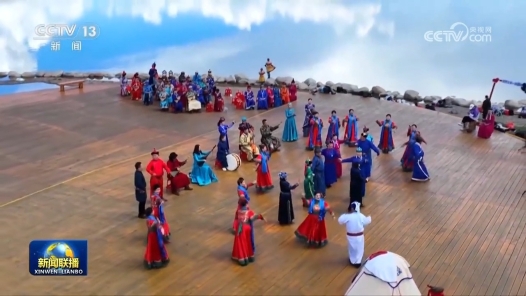 新思想引领新征程丨像石榴籽一样紧紧抱在一起