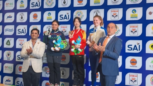 十五运会射击项目第三比赛日 奥运冠军齐登最高领奖台