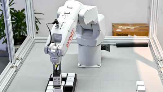 践行新发展理念 推动高质量发展｜创新驱动 各地因地制宜发展新质生产力