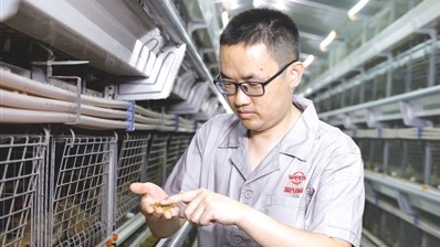 刘松柏：“手沾泥土”的劳动价值永不过时