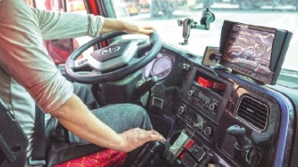 荒郊矿区遇困急 “司机之家”伸援手