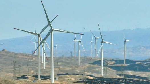 风光“新引擎”，绿能“加速度”