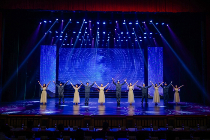 南方电网贵州电网有限责任公司电力调度控制中心《灯火守护者》