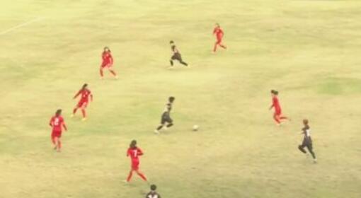 全运会女足比赛：上海、广东取胜