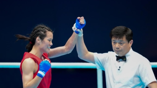 全运会｜拳击——女子57公斤级四分之一决赛：许紫春晋级