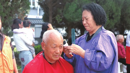 铸牢对党忠诚 争做三晋先锋｜跛行三十载 义剪暖山城