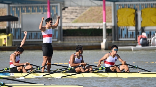 新华图讯丨十五运会开幕式后首金出炉