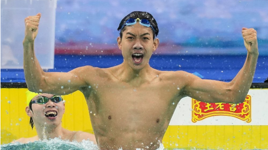 全运会丨男子400米自由泳：张展硕夺冠 潘展乐与孙杨分获第五与第六