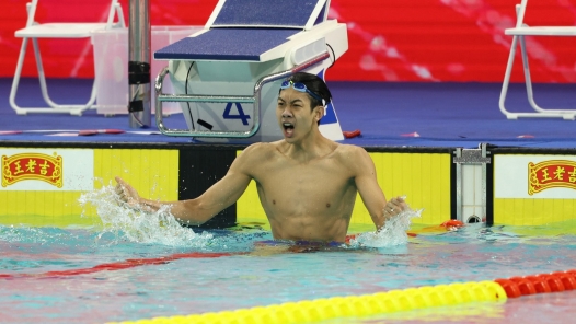 18岁张展硕再破世界青年纪录 夺得十五运会游泳首金
